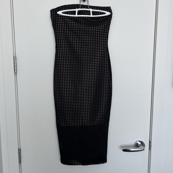 Bodycon tube type midi dress, brand Lovely day - Picture 1 of 4